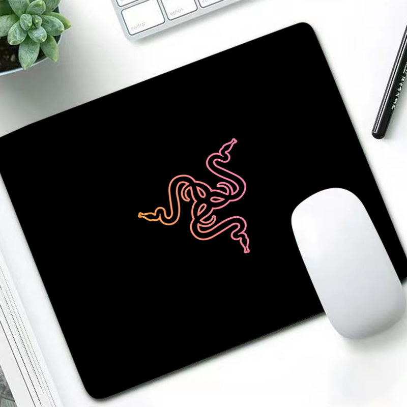 Razer Luxury Mouse Pad Anime G – Laptop Accessories For Programmers Bewertung und Preis